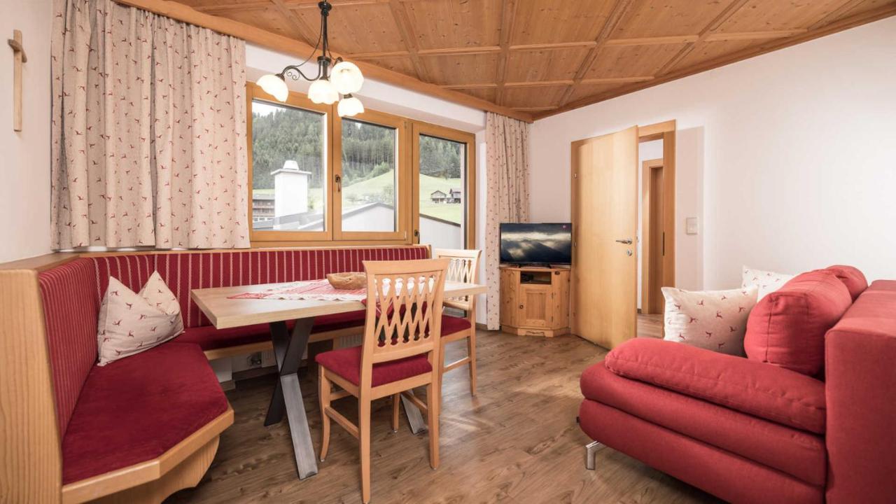Pension Alpina Reith im Alpbachtal Room photo