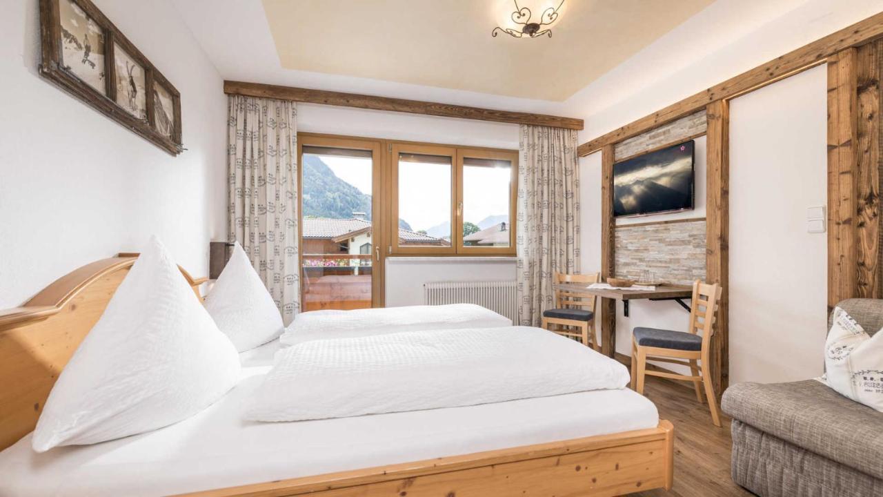 Pension Alpina Reith im Alpbachtal Room photo
