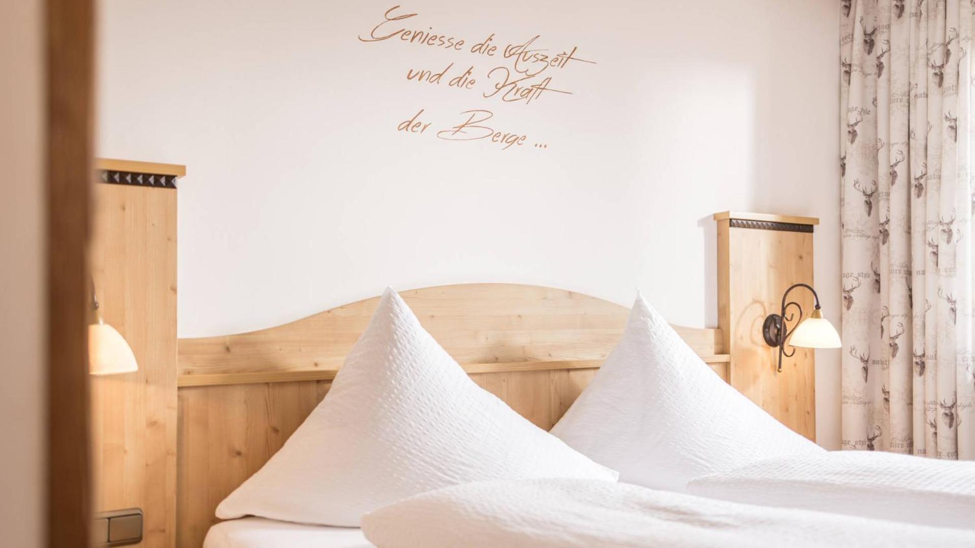 Pension Alpina Reith im Alpbachtal Room photo